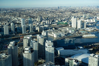 从空中俯瞰横滨市