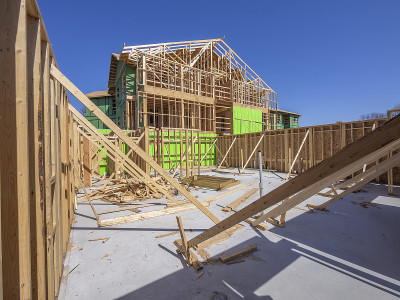 新公寓楼正在建设中