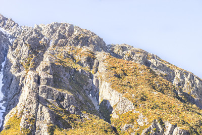 前山