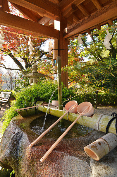 神道神社净化池