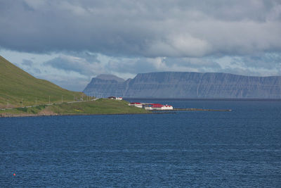 冰岛峡湾的美丽景色和风景，是冰岛的村庄Isafjordur