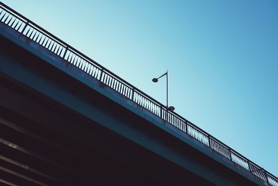 城市中的桥梁建筑