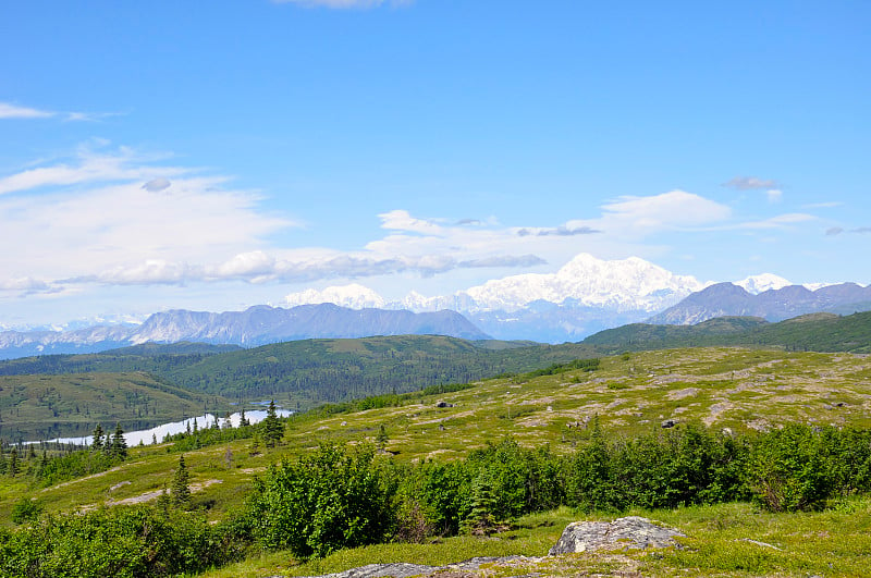 麦金利山(德纳里峰)