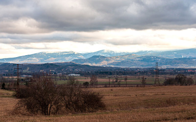 从goduszynn俯瞰Karkonosze山脉(Jelenia Góray District)