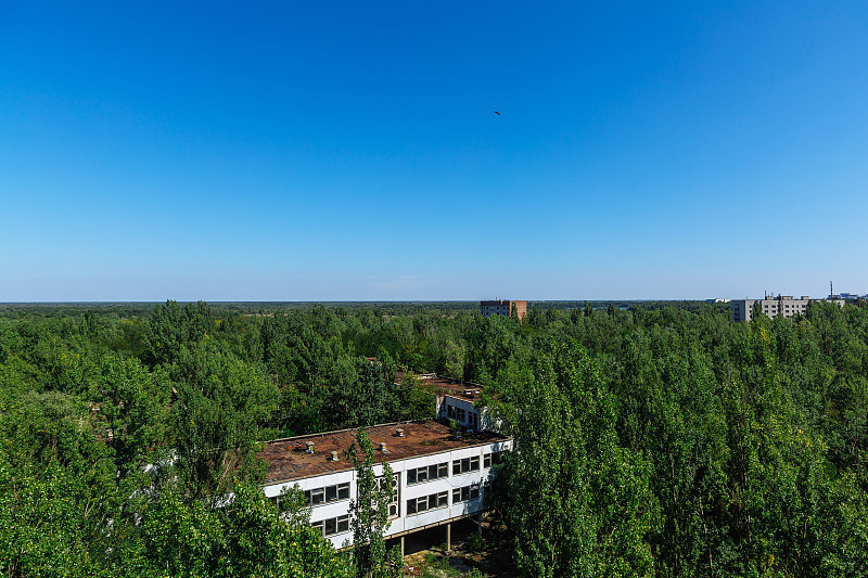 切尔诺贝利地区普里皮亚季的废弃建筑