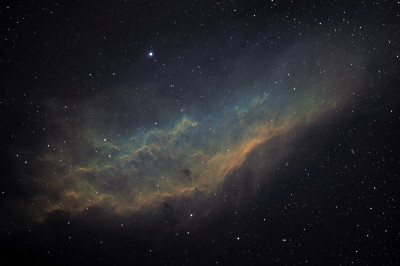 NGC1499加州星云在HST调色板中