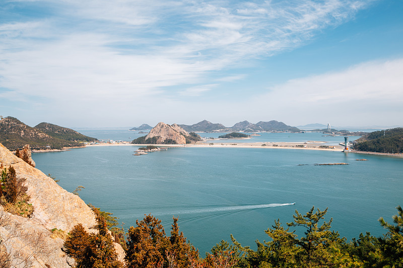 从韩国官山的大jang bong峰俯瞰官山群岛全景