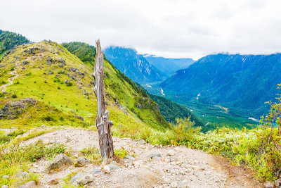 山间的小路