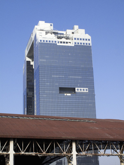 大阪梅田重建