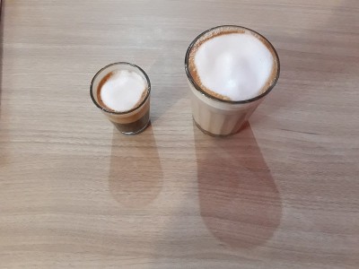 热咖啡和很棒的艺术