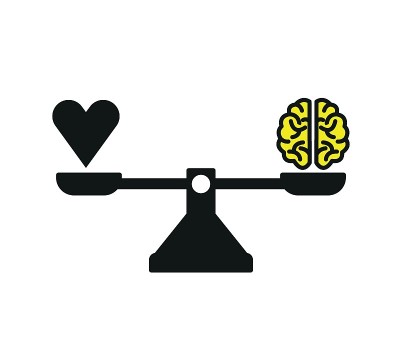 智力、情感平衡概念。心脏和大脑。爱平衡，思维，逻辑概念简单平面概念说明。可编辑的矢量。