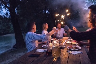 夏天的法式晚餐派对