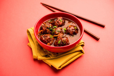 蔬菜或鸡肉满洲