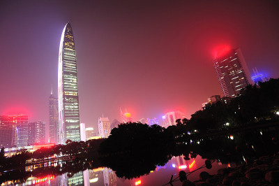 深圳城市天际线的夜景