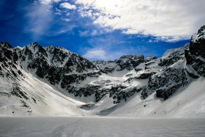 山