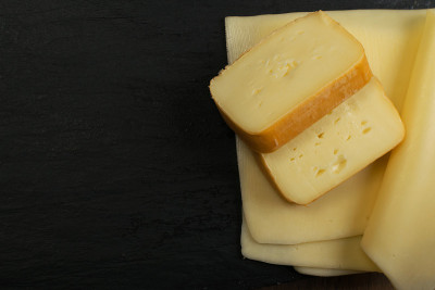 Cheeseboard with Cheese Mix