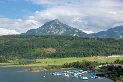 全景的卢塞恩湖和山的景色在皮拉图斯的卢塞恩