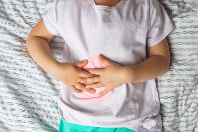 abdominal pain in a preschool child. poisoning in 