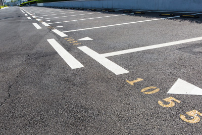 道路标记停车
