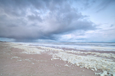 北海海岸有暴风雨