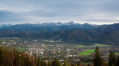 从Gubałówka可以看到塔特拉山脉和Zakopane