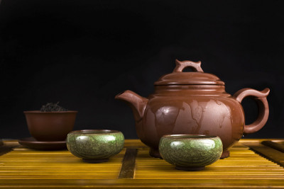 正山小种红茶砂茶壶