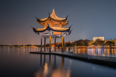 夜集仙亭