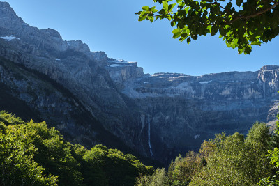 Cirque de Gavarnie（加瓦尔尼马戏团）蒙特珀迪多的地块。法国， 奥克西塔尼， 上比利