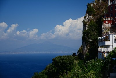 夏日卡普里村，阿马尔菲海岸，意大利