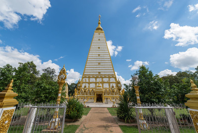 Wat Phra That Nong Bua