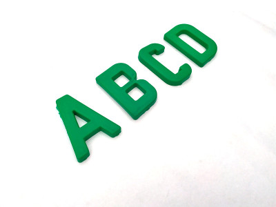 塑料大写字母