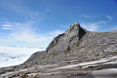 基纳巴卢山的山顶