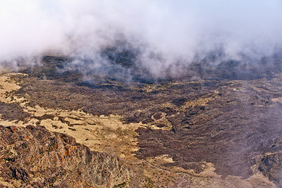 夏威夷的哈雷阿卡拉火山和毛伊火山口