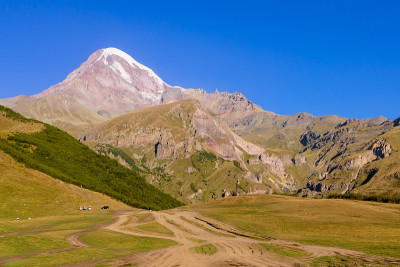 卡兹贝吉山