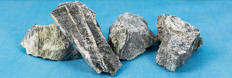 危险矿物石棉石与纤维。