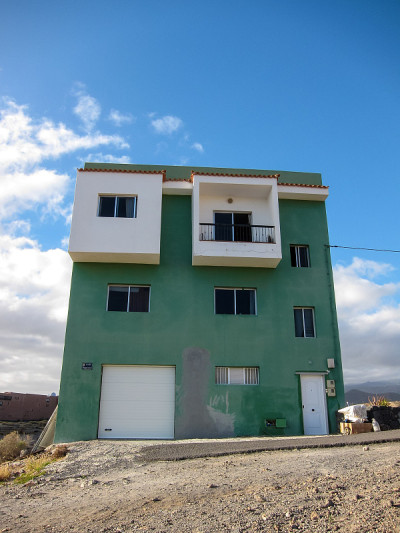 典型的彩色殖民西班牙建筑