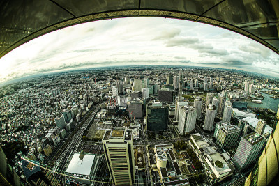 横滨市和日落从横滨地标塔观景台