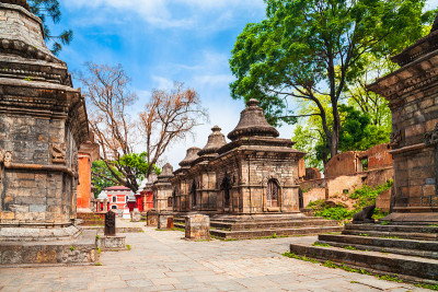 加德满都Pashupatinath寺庙附近的印度教圣地