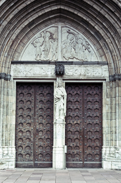 乌普萨拉大教堂的门(Domkyrka)