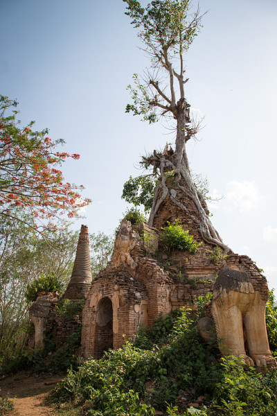 来自缅甸的Inthein temples