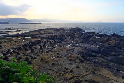 基隆和平岛公园的岩石形成，