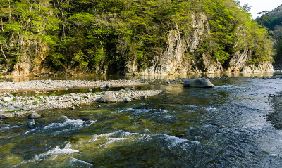 山村小溪