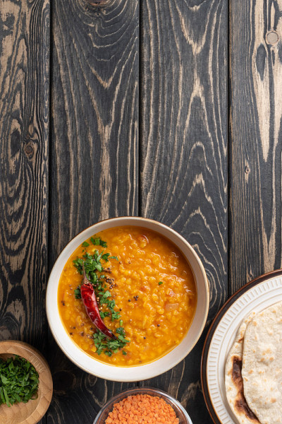 Masoor dal。印度辣红扁豆汤。
