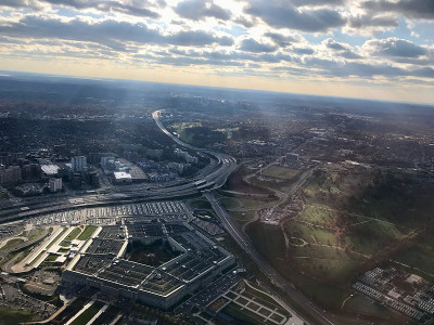 美国城市航空局/国防部(五角大楼)