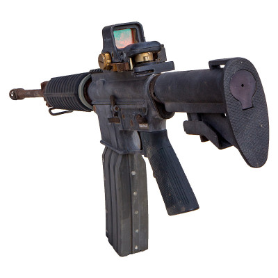 生锈的 AR 15