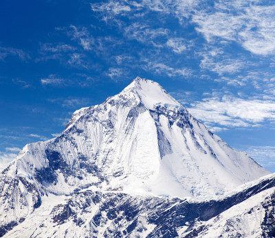 道拉吉里山，从Thorung La pass观看