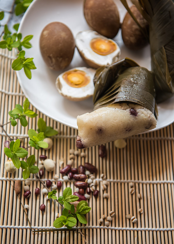 中国端午节的食物是粽子
