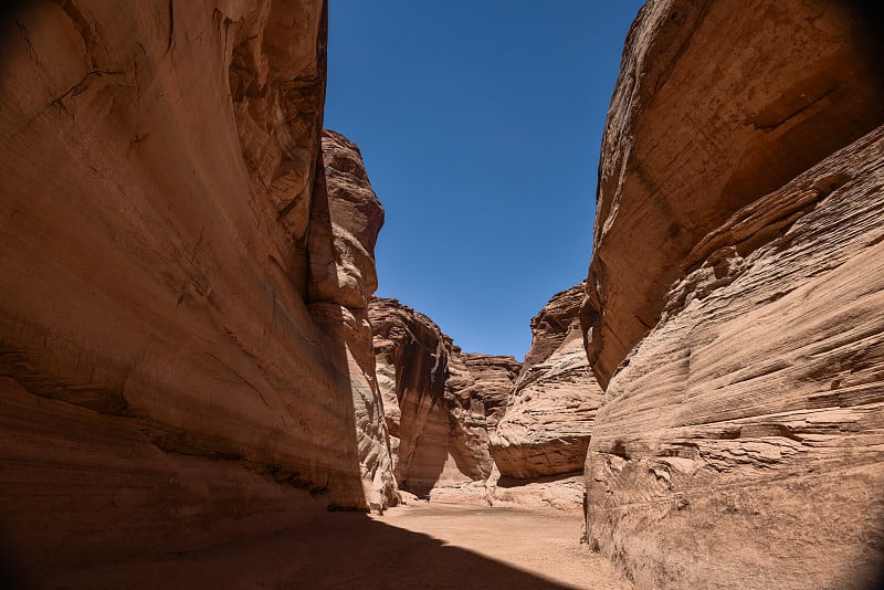 下羚羊峡谷徒步旅行