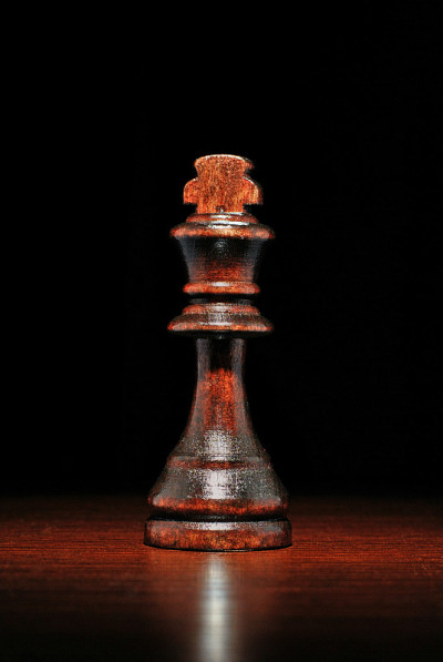 照亮木王棋子
