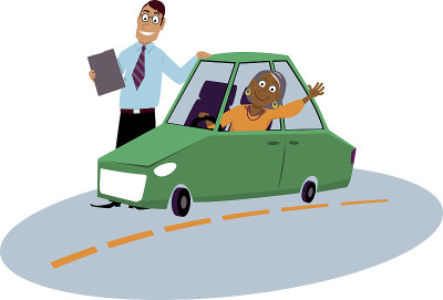 成熟的学生开车